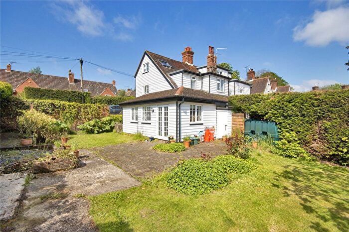 4 Bedroom Semi-Detached House For Sale In Morebreddis Cottages, Chequers Road, Goudhurst, Kent, TN17