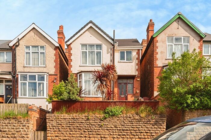 3 Bedroom Detached House For Sale In Blue Bell Hill Road, Nottingham, Nottinghamshire, NG3