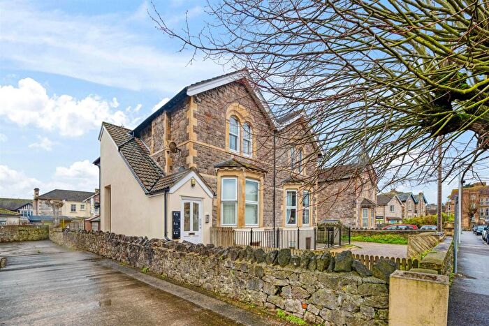 2 Bedroom Flat For Sale In Beaconsfield Road, Weston-Super-Mare, BS23