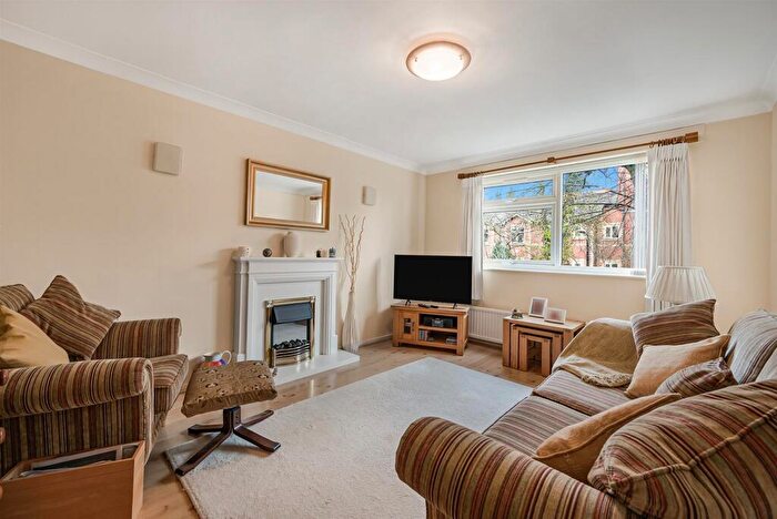 2 Bedroom Apartment For Sale In Eastview, Brooklands Crescent, Sale, M33