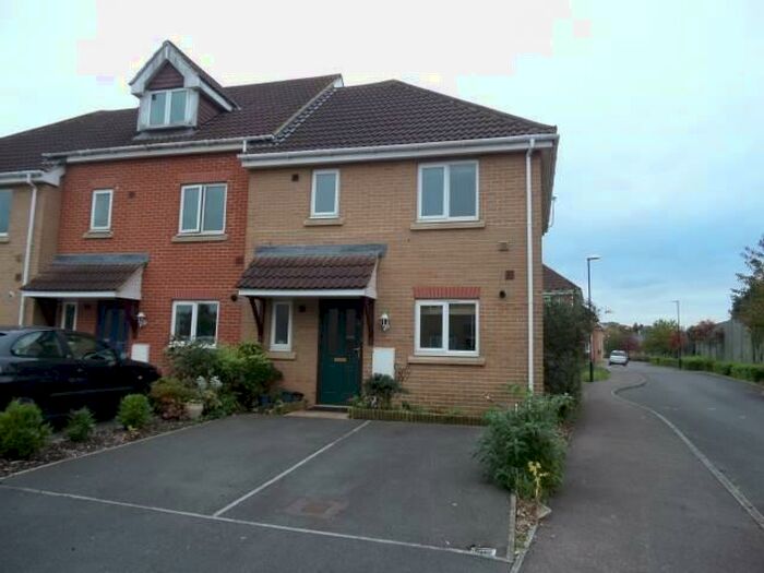 3 Bedroom End Of Terrace House To Rent In Honeywick Close, Bedminster, Bristol, BS3