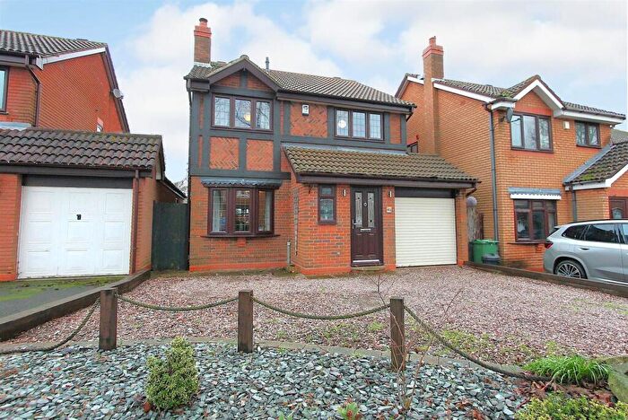 4 Bedroom Detached House For Sale In Poplar Crescent, Norton, Stourbridge, DY8