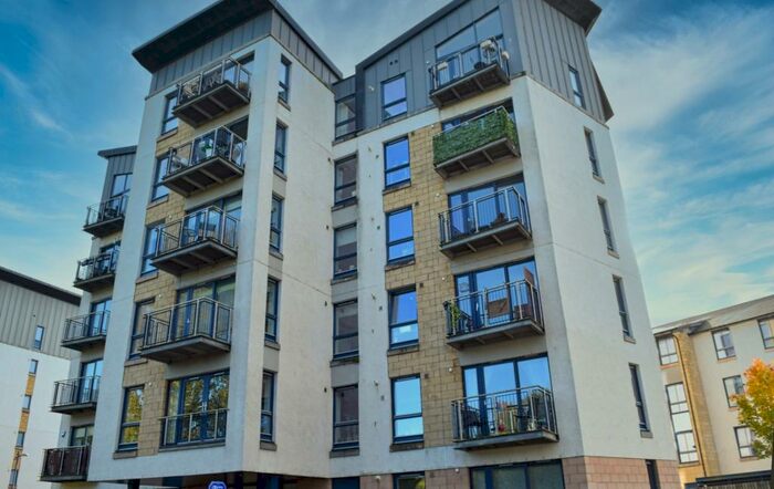 2 Bedroom Apartment To Rent In Haughview Terrace, Flat /, Oatlands, Glasgow, G5
