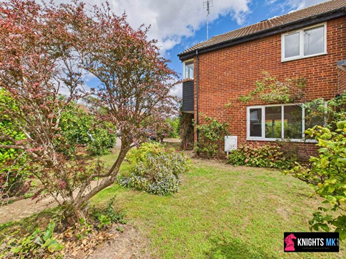 3 Bedroom Semi-Detached House To Rent In Gemeni Close, Leighton Buzzard, LU7
