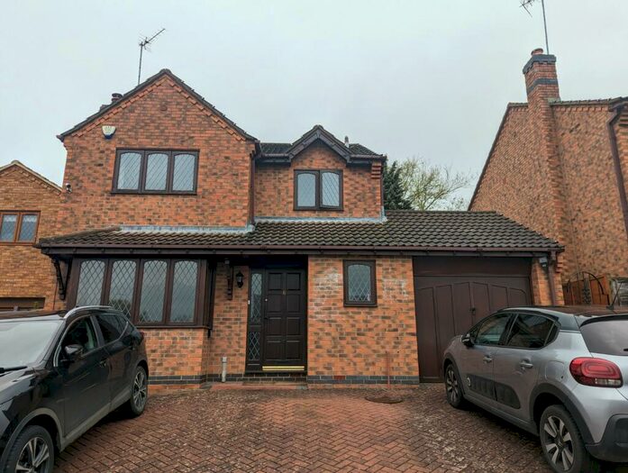 3 Bedroom Detached House To Rent In Vickers Close, Rothwell, NN14