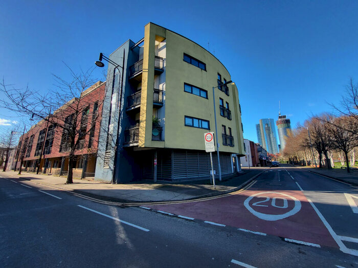 1 Bedroom Apartment To Rent In Dearden Street, Hulme, Manchester., M15