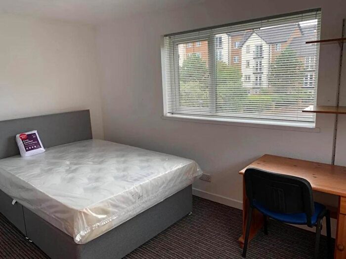 5 Bedroom Property To Rent In Victoria Avenue, Brynmill, Swansea, SA1