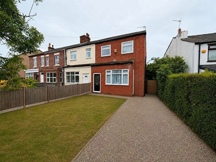 House Of Multiple Occupation For Sale In Halsall Lane, Ormskirk, Lancashire, L39