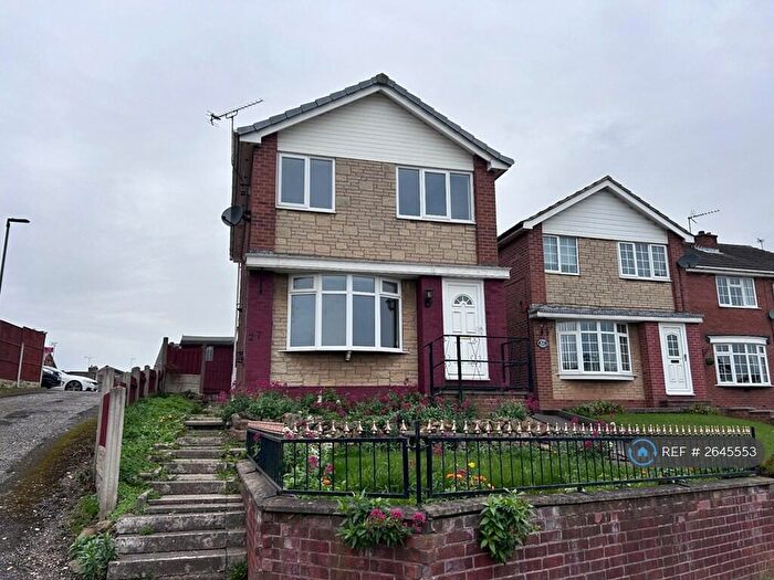 3 Bedroom Detached House To Rent In Acorn Ridge, Shirebrook, Mansfield, NG20