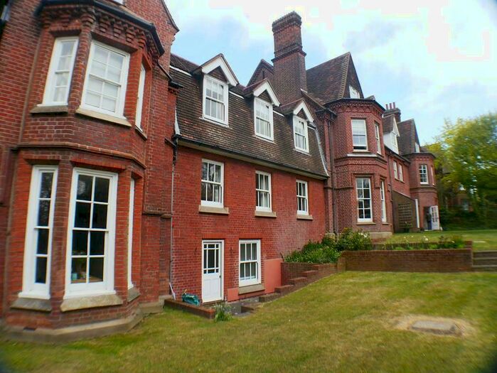 1 Bedroom Flat To Rent In Henley Road, Ipswich, IP1