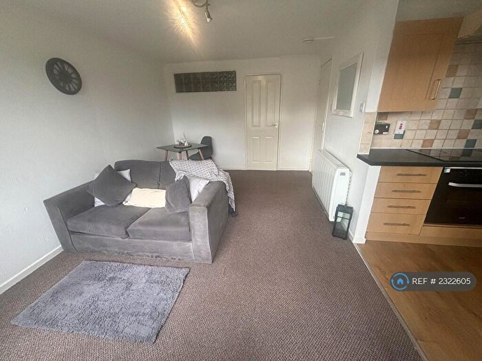 1 Bedroom Flat To Rent In Hilton Court, Inverness, IV2
