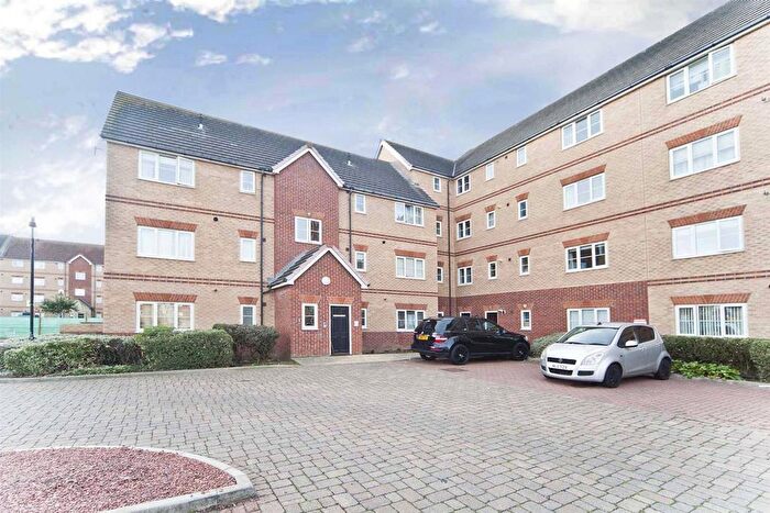 2 Bedroom Flat For Sale In Sandpiper House, Hartlepool, TS24