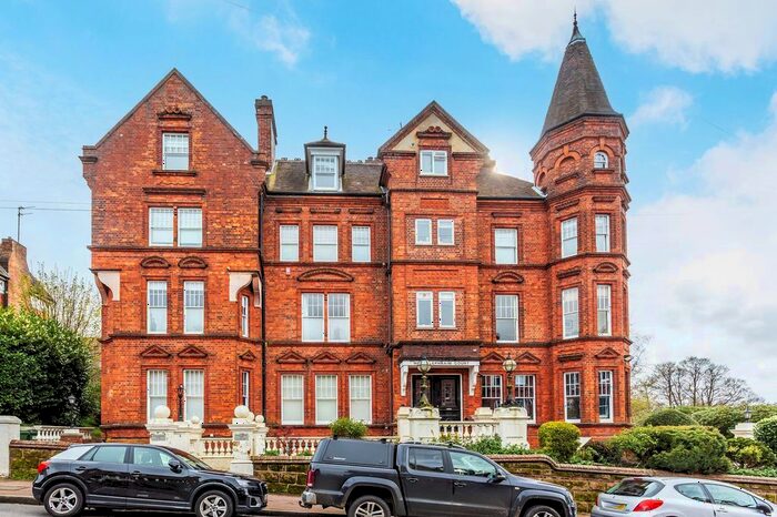 2 Bedroom Flat To Rent In Molyneux Park Road, Tunbridge Wells, TN4