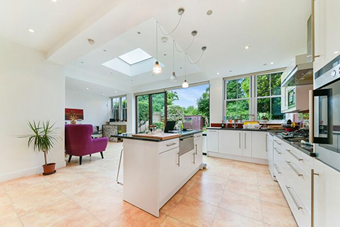 3 Bedroom Property To Rent In Cromwell Road, London, SW19