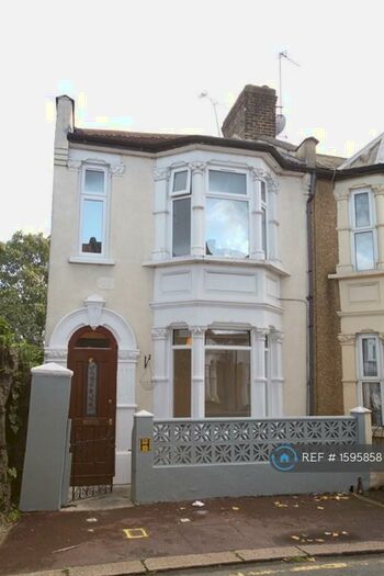 5 Bedroom End Of Terrace House To Rent In Washington Avenue, London, E12