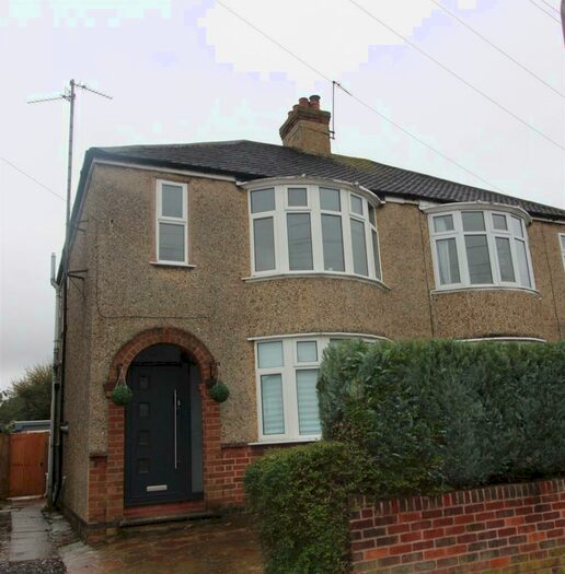 3 Bedroom Semi-Detached House To Rent In Marina Drive, Wolverton, Wolverton, MK12