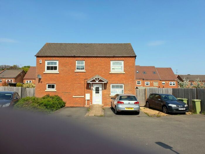 2 Bedroom Detached House To Rent In Enigma Place, Bletchley, Milton Keynes, Buckinghamshire, MK3