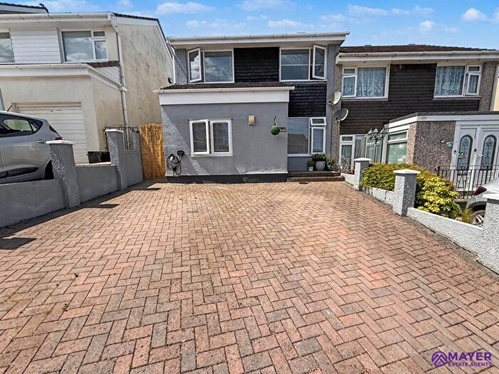 3 Bedroom Semi Detached House For Sale In Hemerdon Heights, Plymouth, PL7
