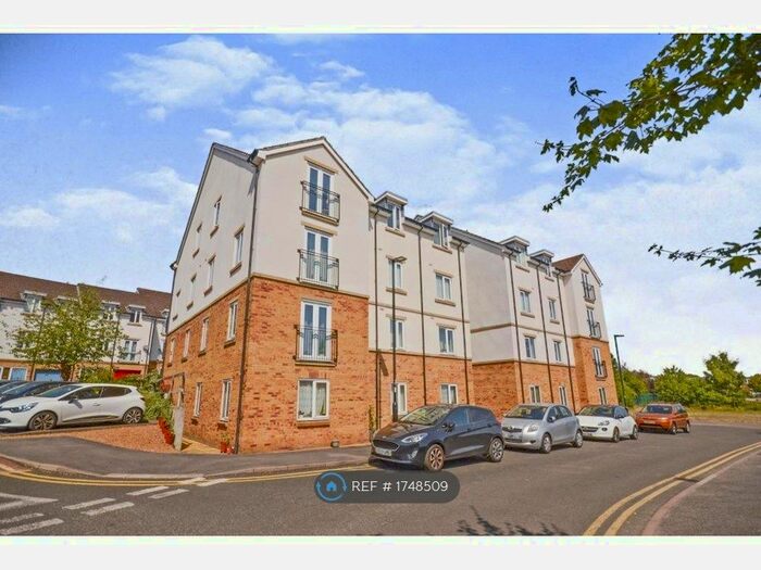 2 Bedroom Flat To Rent In Crookes, Sheffield, S10