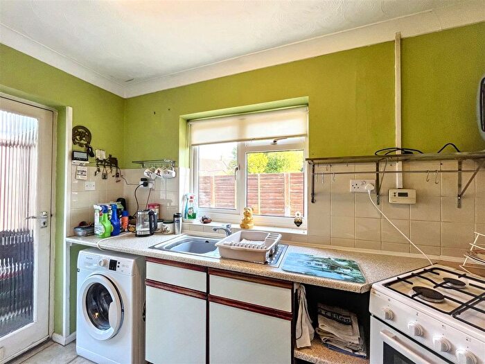 2 Bedroom Semi-Detached Bungalow For Sale In Swan Close, Aylsham, Norwich, NR11