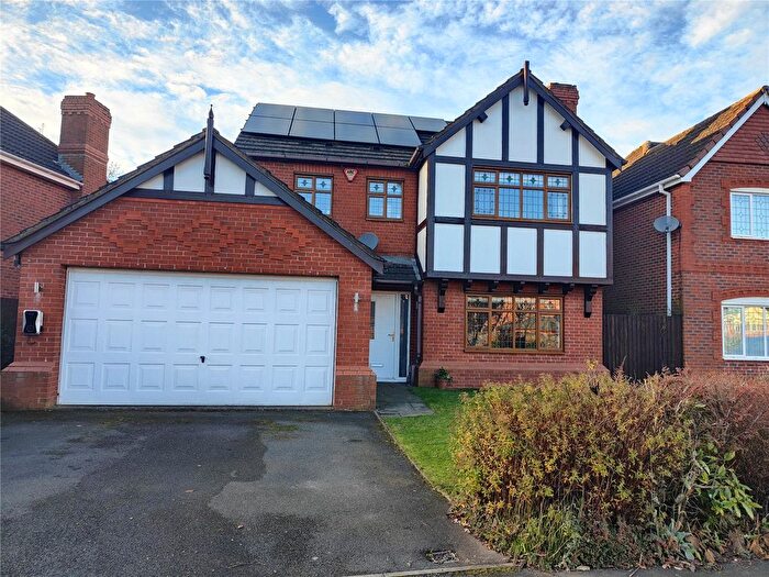 4 Bedroom Detached House For Sale In Pinfold Lane, Cheslyn Hay, Walsall, Staffordshire, WS6