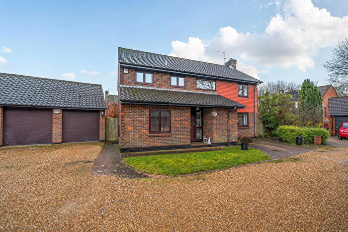 4 Bedroom Detached House For Sale In Little Fallow, Lychpit, RG24