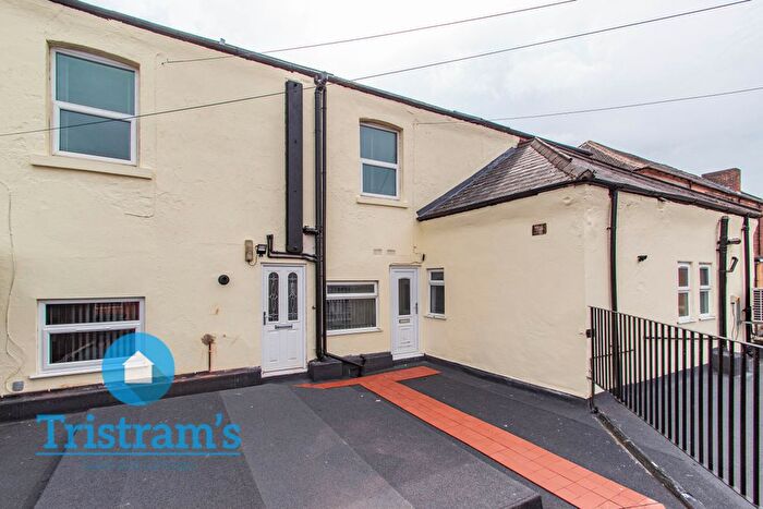 3 Bedroom Flat To Rent In Radford Road, Nottingham, NG7