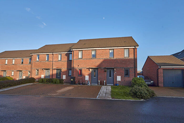 2 Bedroom Terraced House To Rent In Hutchings Drive, Exeter, EX1