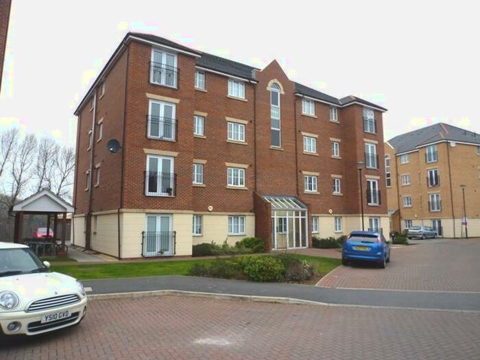 2 Bedroom Flat To Rent In Primrose Place, Bessacarr, Doncaster, DN4