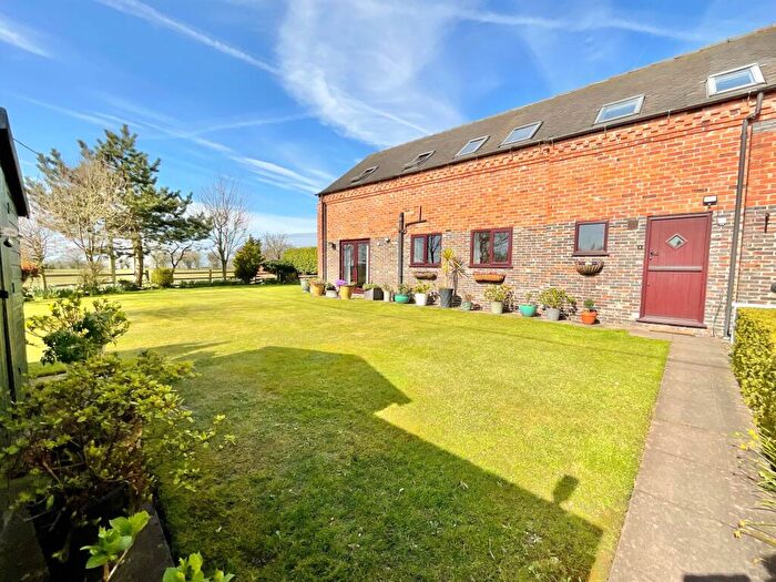 4 Bedroom Semi-Detached House For Sale In Top Lane, Beech, ST4