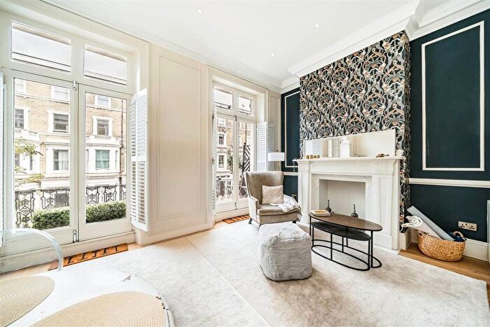 1 Bedroom Flat To Rent In Finborough Road, South Kensington, SW10