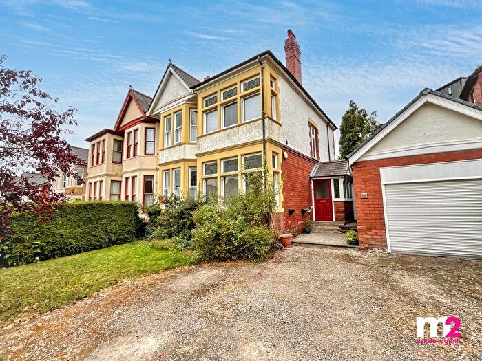 4 Bedroom Semi-Detached House For Sale In Bryngwyn Road, Newport, NP20