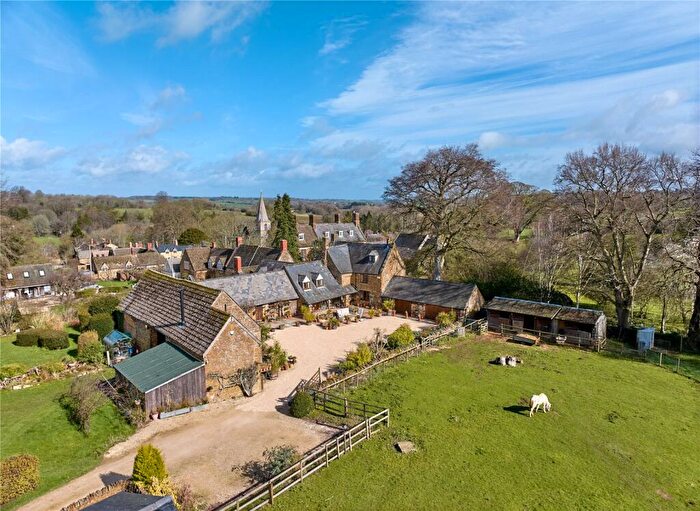 5 Bedroom Detached House For Sale In Church End, Swerford, Chipping Norton, Oxfordshire, OX7