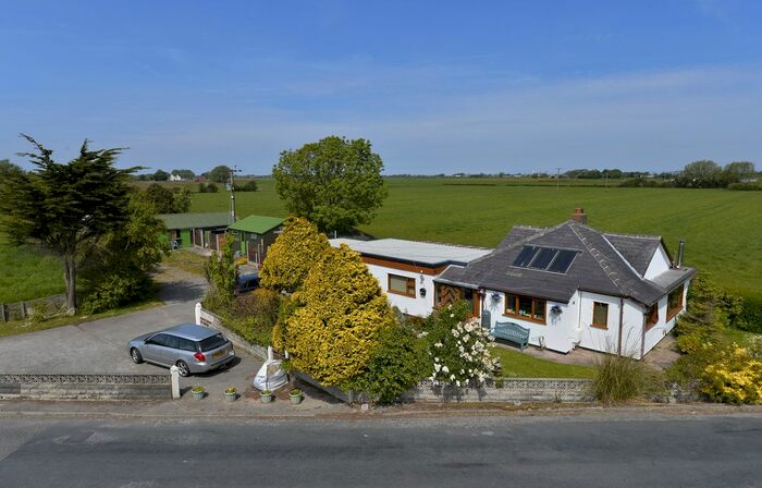 3 Bedroom Bungalow For Sale In Green Dicks Lane, Pilling PR3