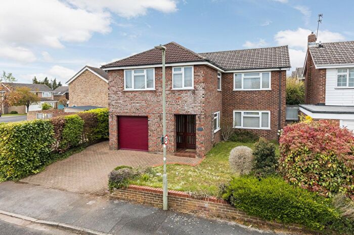 5 Bedroom Detached House For Sale In Loddon Close, Abingdon, OX14