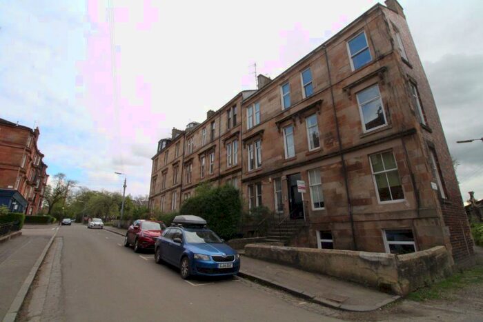 2 Bedroom Flat To Rent In Turnberry Road, Glasgow, G11
