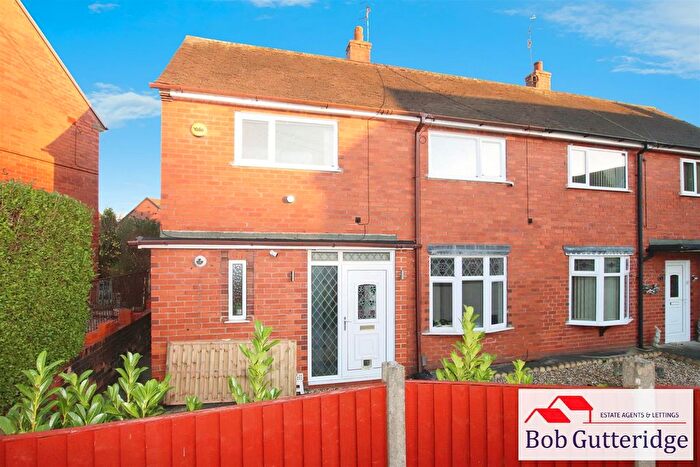 2 Bedroom Semi-Detached House For Sale In Chell Grove, Bradwell, Newcastle-Under-Lyme, ST5