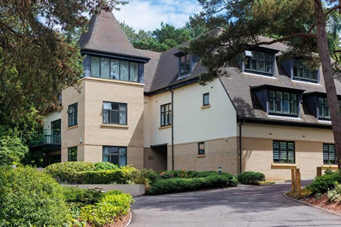 2 Bedroom Flat To Rent In Lilliput Road, , Lilliput, BH14