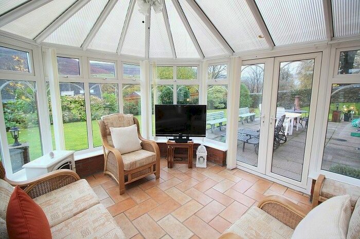 4 Bedroom Detached House For Sale In Bronheulwen, Porth, Rhondda, Cynon, Taff. CF39
