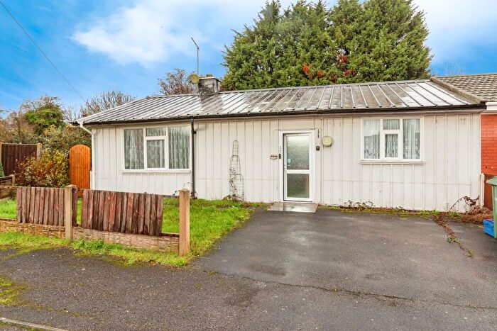 3 Bedroom Semi Detached Bungalow For Sale In Exeter Street, Stafford, ST17