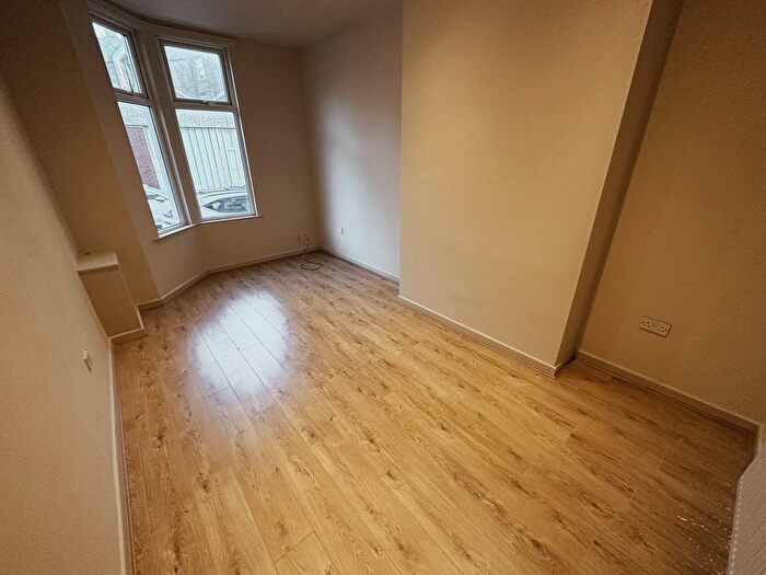 3 Bedroom Terraced House To Rent In Cronton Road, L15