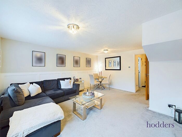 3 Bedroom Terraced House For Sale In Medhurst Close, Chobham, Surrey, GU24