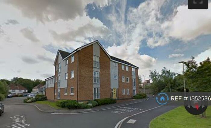 Studio To Rent In Off Nith Place, Dudley, DY1