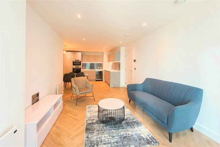 2 Bedroom Flat To Rent In Silvercroft Street, Manchester, M15