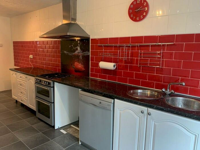 3 Bedroom Terraced House To Rent In The Marian Way, Bootle, Merseyside, L30