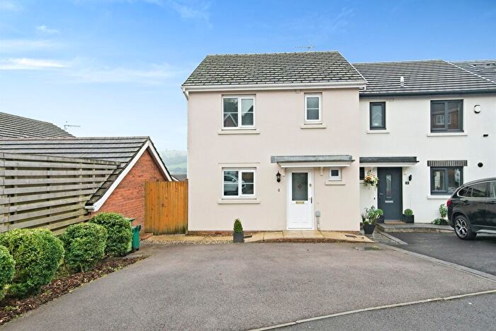 3 Bedroom Semi-Detached House To Rent In The Meadows, Tonyrefail, Porth, CF39