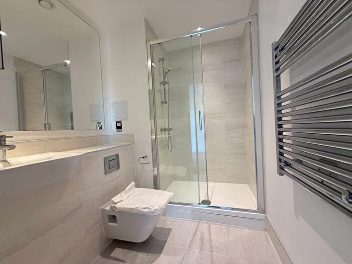 3 Bedroom Flat To Rent In Thistleton House, Colindale Gardens, NW9