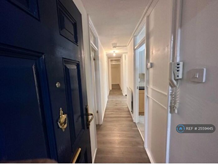 3 Bedroom Flat To Rent In North Woolwich, London, E16