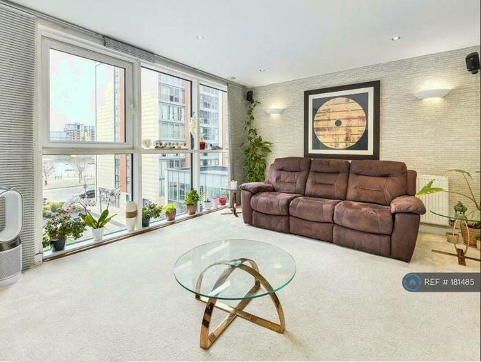 2 Bedroom Flat To Rent In Oceanis Apartments, London, E16