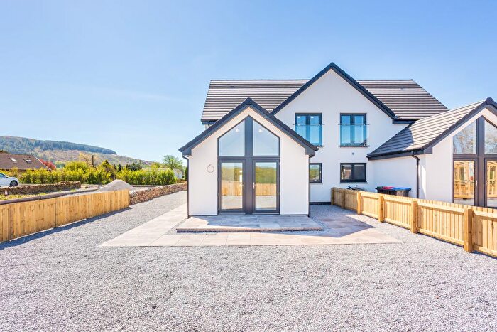 3 Bedroom Semi-Detached House For Sale In Beeswing, Dumfries, DG2